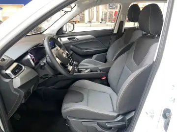 BAIC X35 1.5 Turbo LED PDC Klima 3 Jahre Garantie GJR