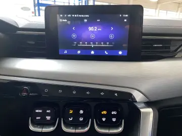 BAIC X35 1.5 Turbo LED PDC Klima 3 Jahre Garantie GJR