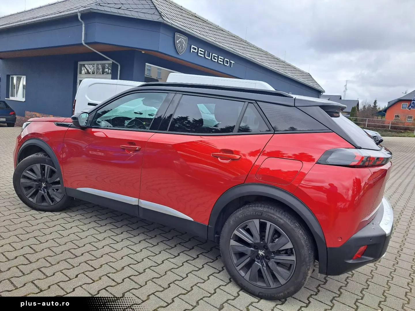 PEUGEOT 2008 GT Pack 130 EAT8 Automatik