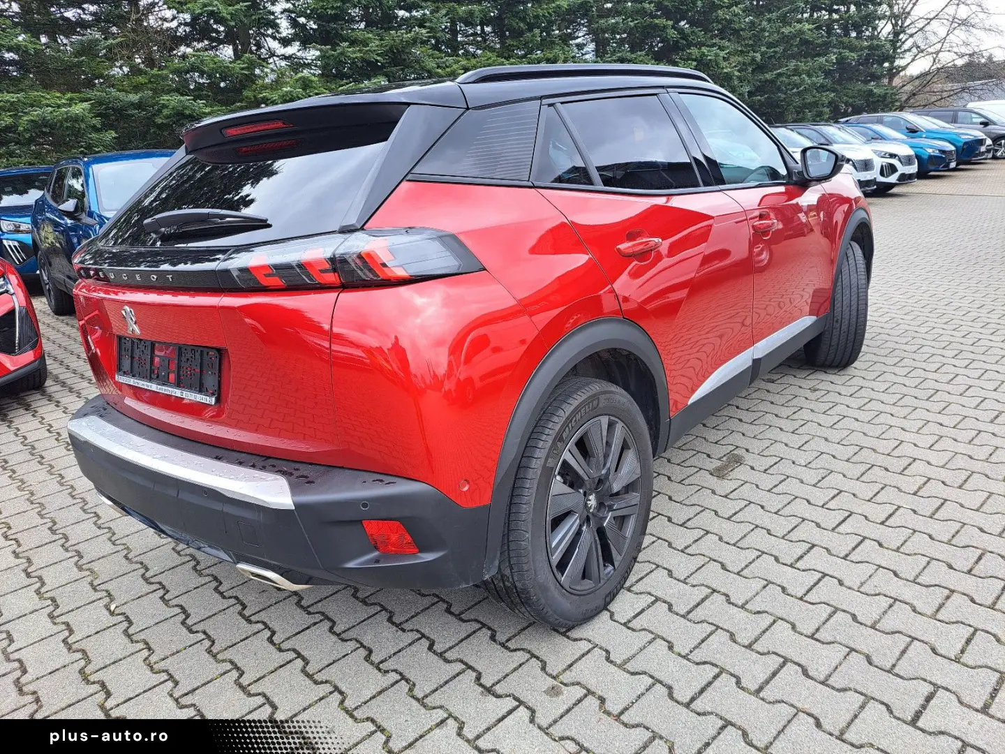 PEUGEOT 2008 GT Pack 130 EAT8 Automatik