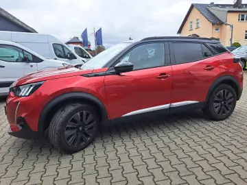 PEUGEOT 2008 GT Pack 130 EAT8 Automatik