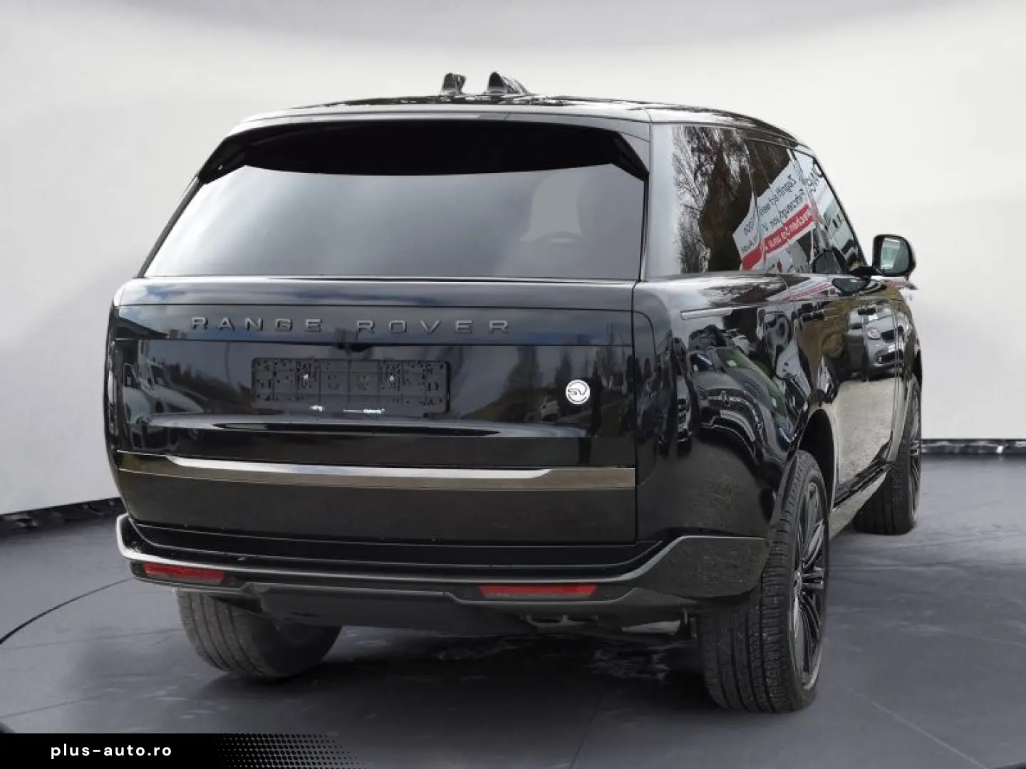 Land Rover Range Rover P530 SV