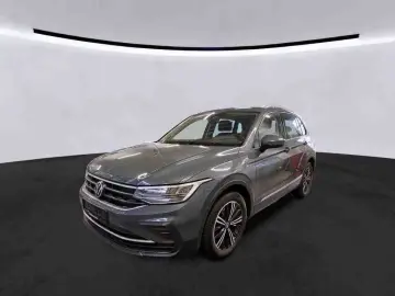 VW Tiguan 2.0 TDI Active  DSG AHK LED NAVI