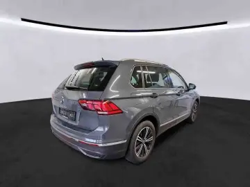 VW Tiguan 2.0 TDI Active  DSG AHK LED NAVI