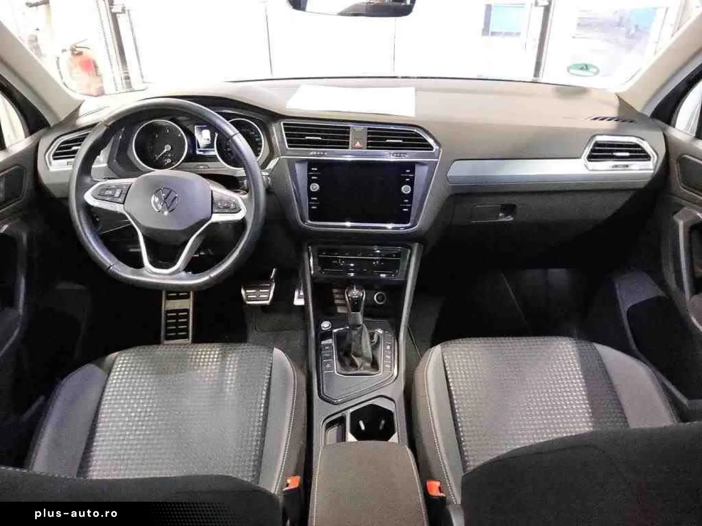 VW Tiguan 2.0 TDI Active  DSG AHK LED NAVI