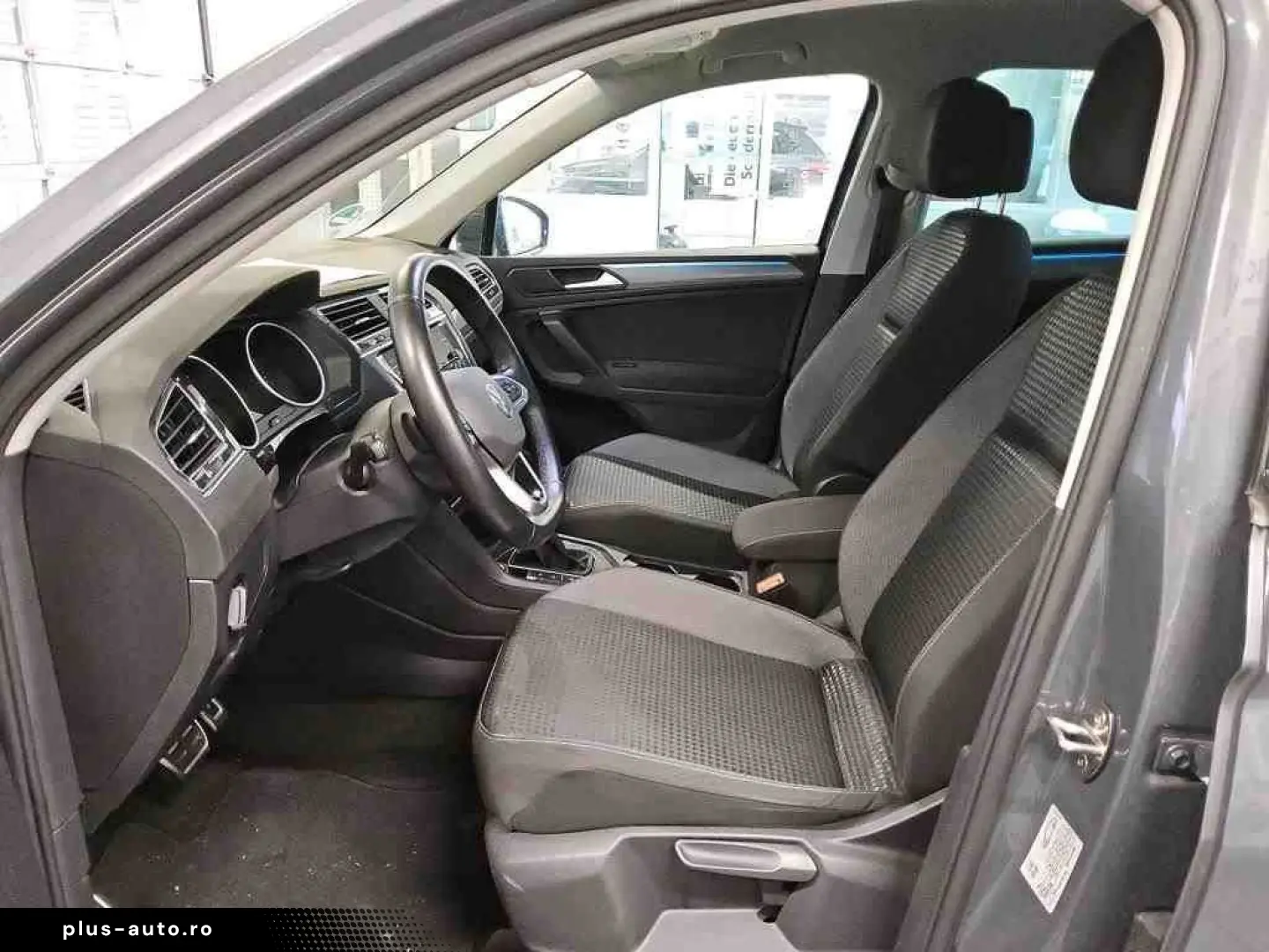 VW Tiguan 2.0 TDI Active  DSG AHK LED NAVI