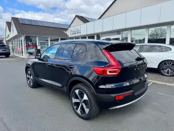 VOLVO XC40 B3 Automatik   Alle Pakete