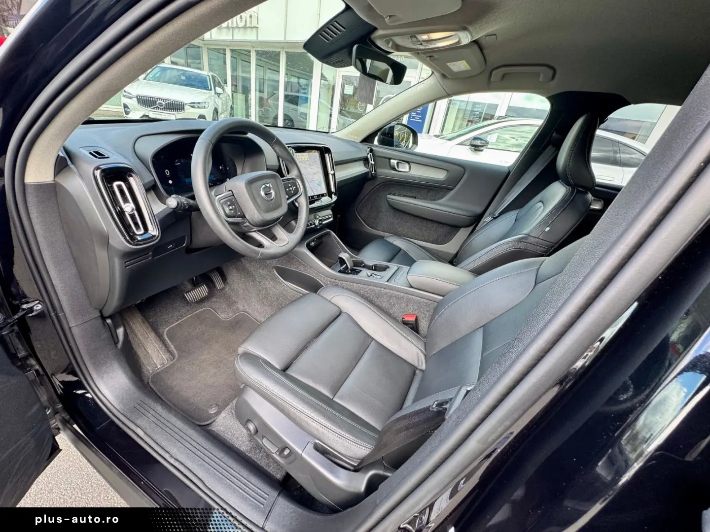 VOLVO XC40 B3 Automatik   Alle Pakete