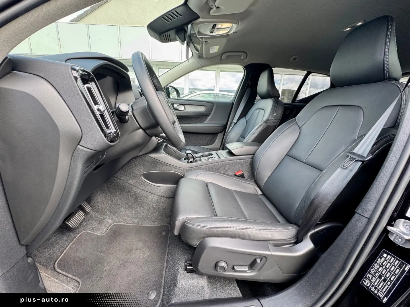 VOLVO XC40 B3 Automatik   Alle Pakete