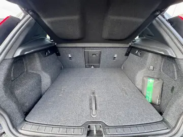 VOLVO XC40 B3 Automatik   Alle Pakete