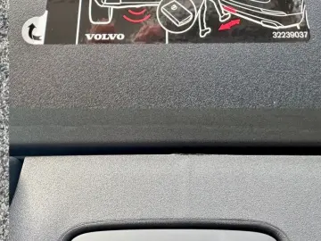 VOLVO XC40 B3 Automatik   Alle Pakete