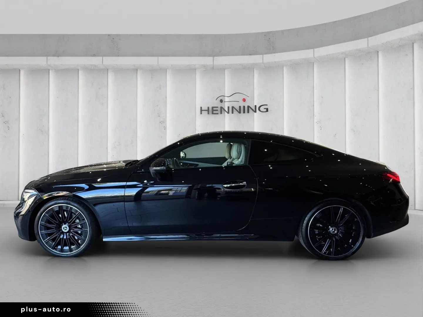 MERCEDES-BENZ CLE 200 AMG Night Panorama Burmester Memory 20