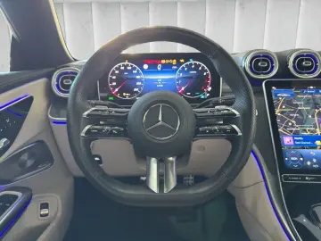 MERCEDES-BENZ CLE 200 AMG Night Panorama Burmester Memory 20