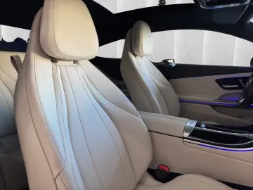 MERCEDES-BENZ CLE 200 AMG Night Panorama Burmester Memory 20