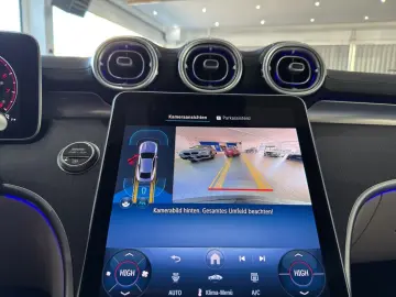 MERCEDES-BENZ CLE 200 AMG Night Panorama Burmester Memory 20