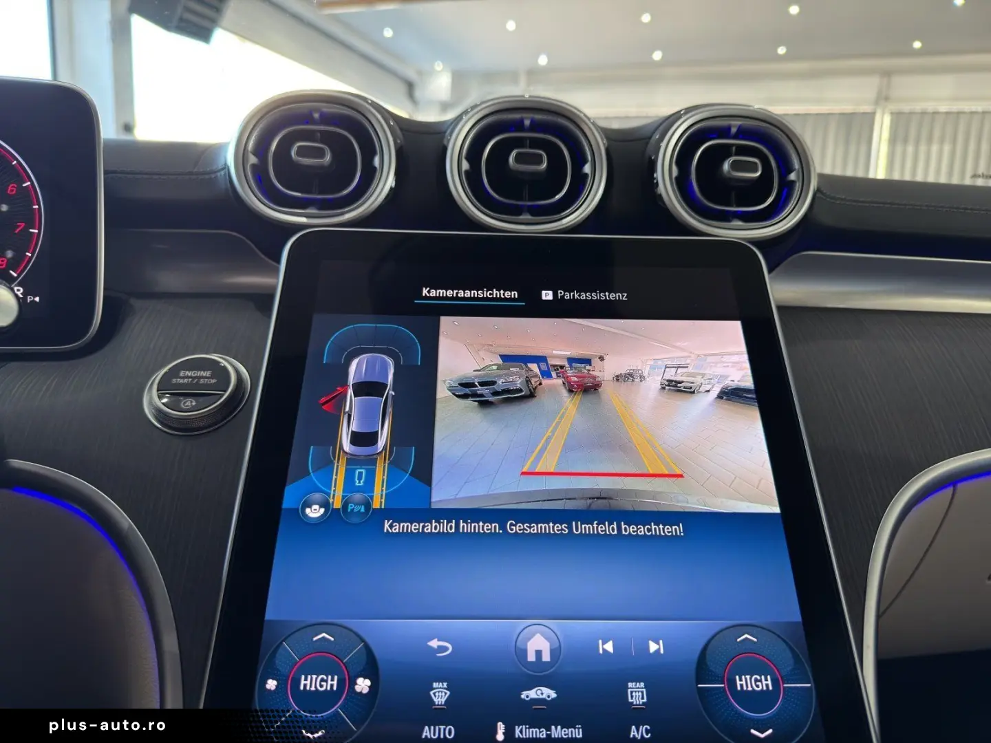 MERCEDES-BENZ CLE 200 AMG Night Panorama Burmester Memory 20