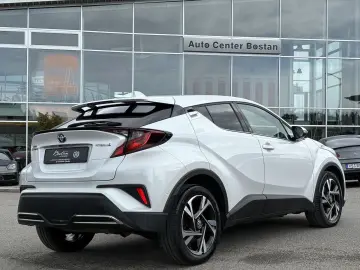TOYOTA C-HR Hybrid