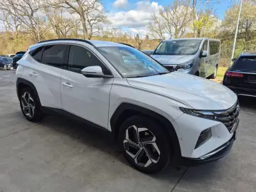 HYUNDAI Tucson Prime Plug-In Hybrid  4WD