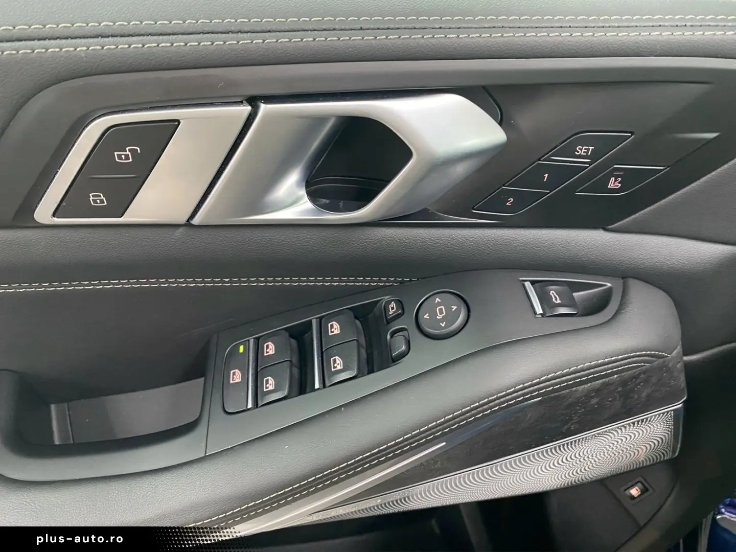 BMW X5 xDrive50e    M-Sport ACC Luftfw. PanoSD AHK B