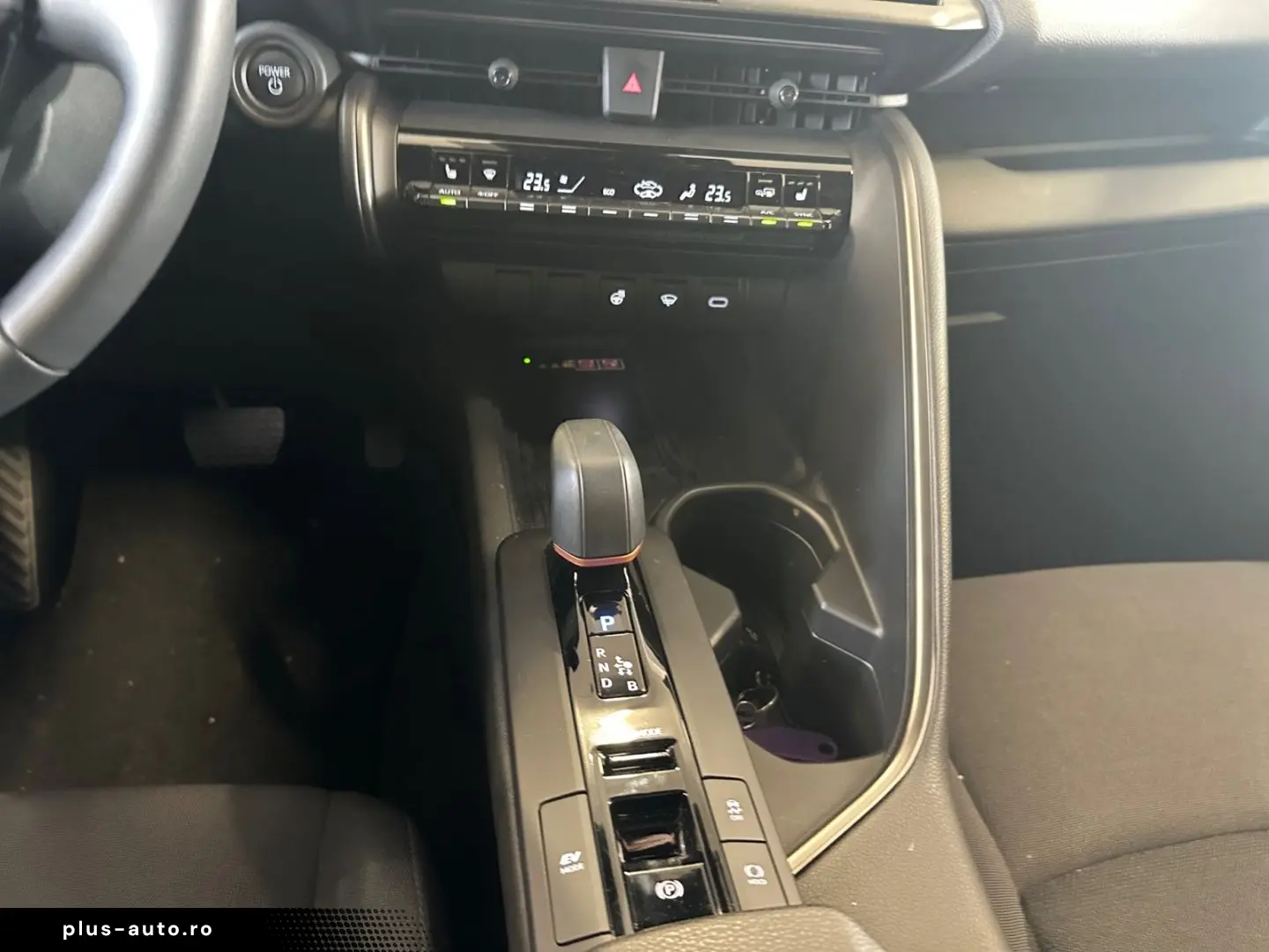 TOYOTA C-HR 1.8 Hybrid Teamplayer  Technik Paket CAM SH