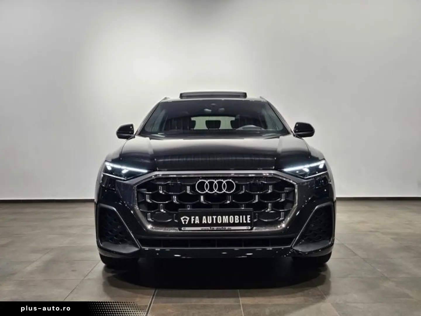 AUDI Q8 50 TDI S Line Pano Matrix Softc.Hud Belüf 360