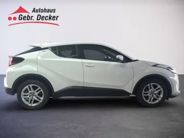 TOYOTA C-HR Hybrid Flow