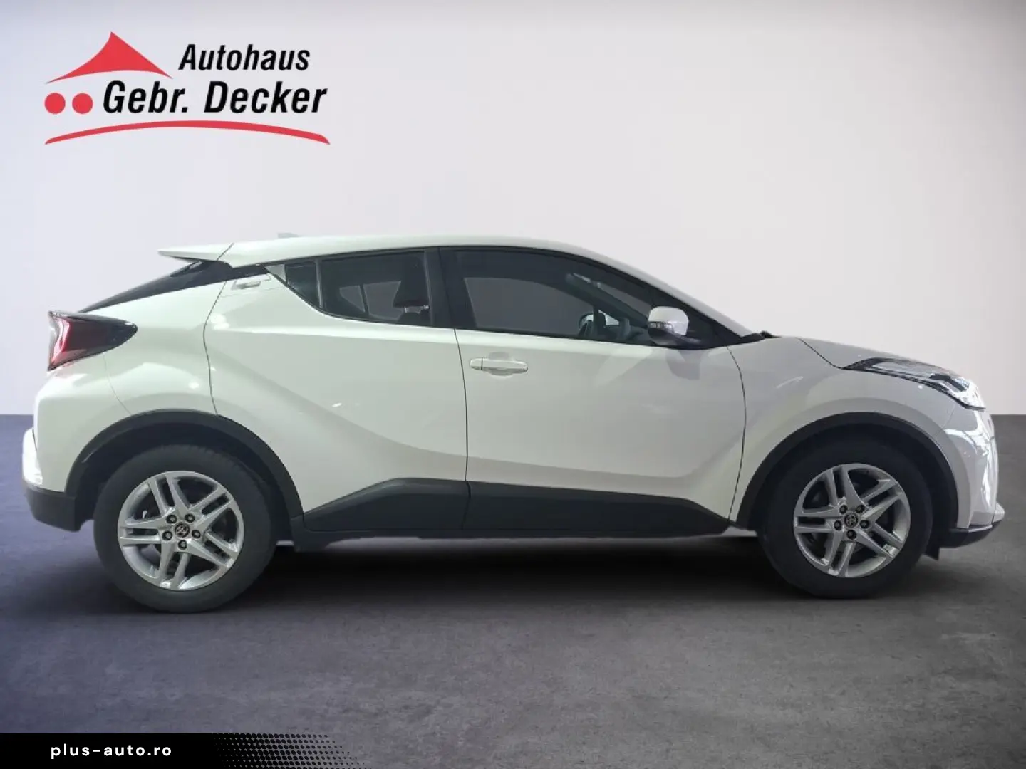 TOYOTA C-HR Hybrid Flow