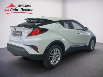 TOYOTA C-HR Hybrid Flow