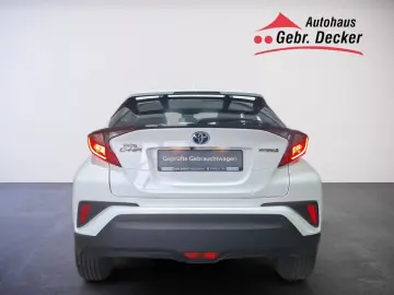 TOYOTA C-HR Hybrid Flow