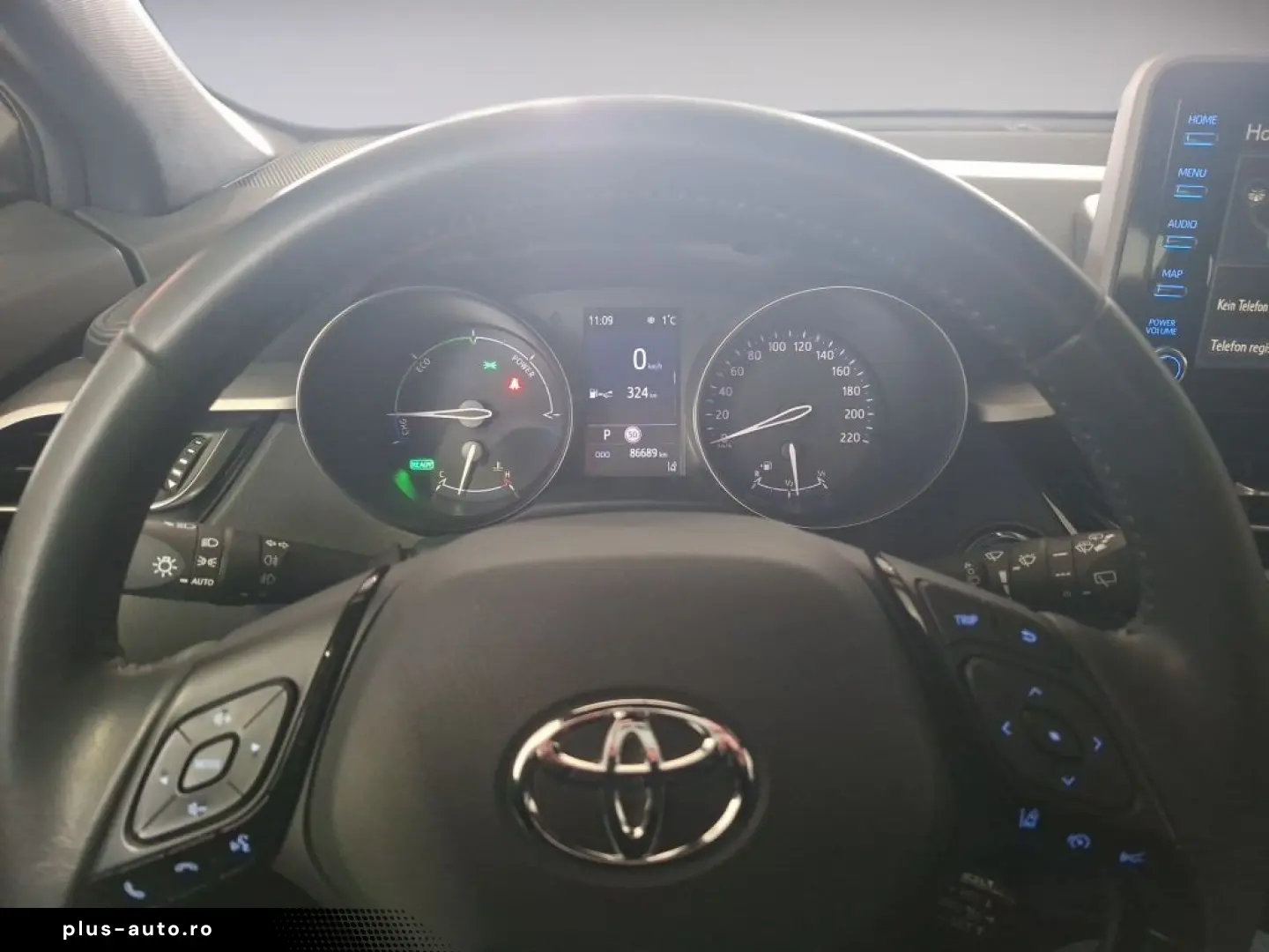 TOYOTA C-HR Hybrid Flow