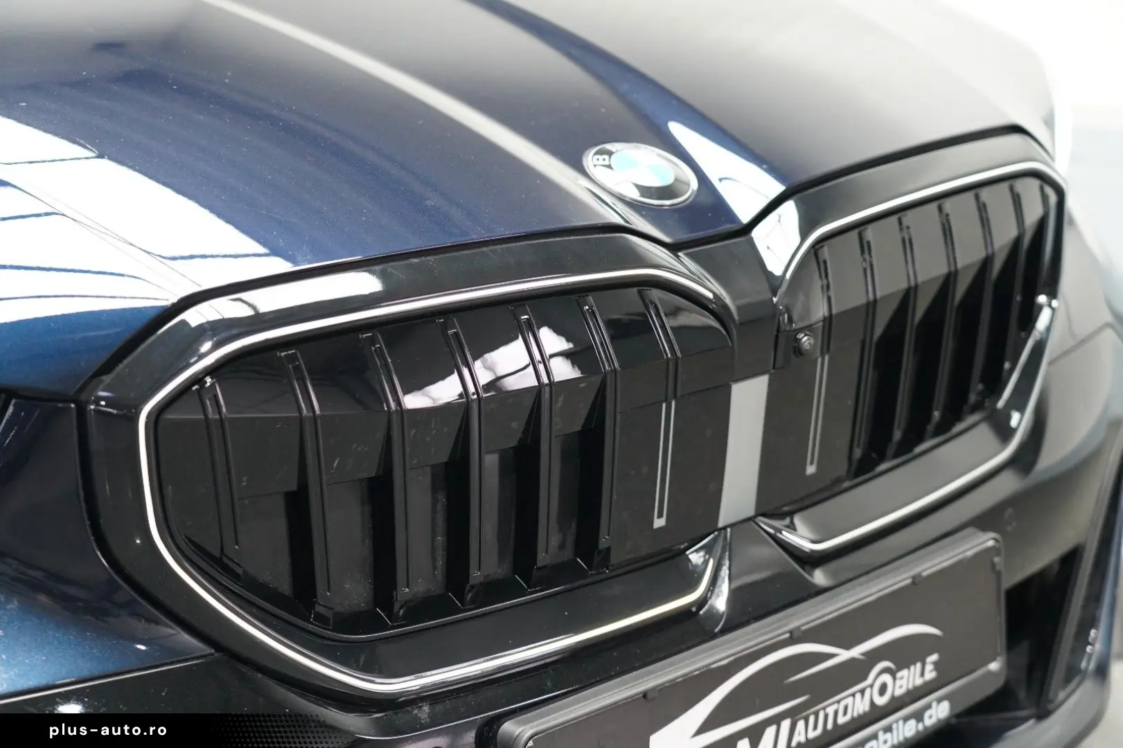 BMW 520d xDrive M Sport ICONIC PANO HUD 360 B&W