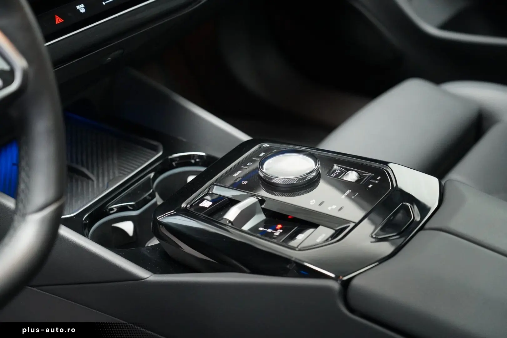 BMW 520d xDrive M Sport ICONIC PANO HUD 360 B&W