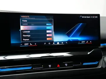 BMW 520d xDrive M Sport ICONIC PANO HUD 360 B&W