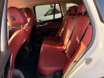 BMW X3 xDrive 20i Individual