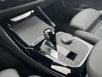 BMW X3 xDrive 20i M SPORT