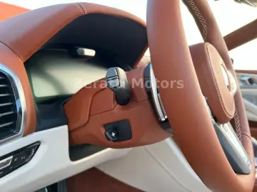 BMW M8 Cabrio Competition Individual Nightvision B&W