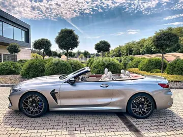 BMW M8 Cabrio Competition Individual Nightvision B&W