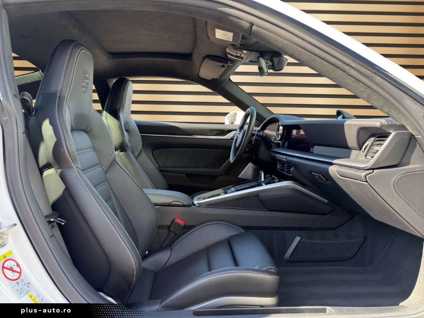 PORSCHE 911 Turbo S AERO-P. PPF Burmester Lift