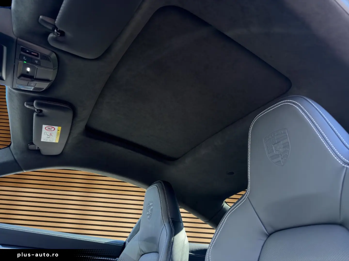 PORSCHE 911 Turbo S AERO-P. PPF Burmester Lift