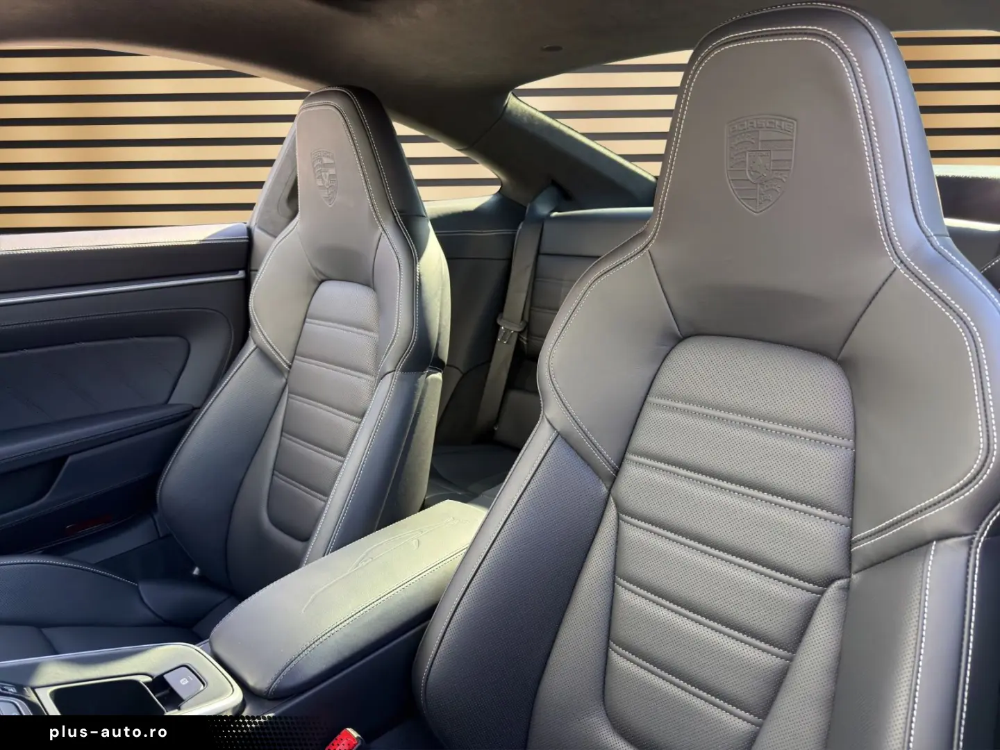 PORSCHE 911 Turbo S AERO-P. PPF Burmester Lift