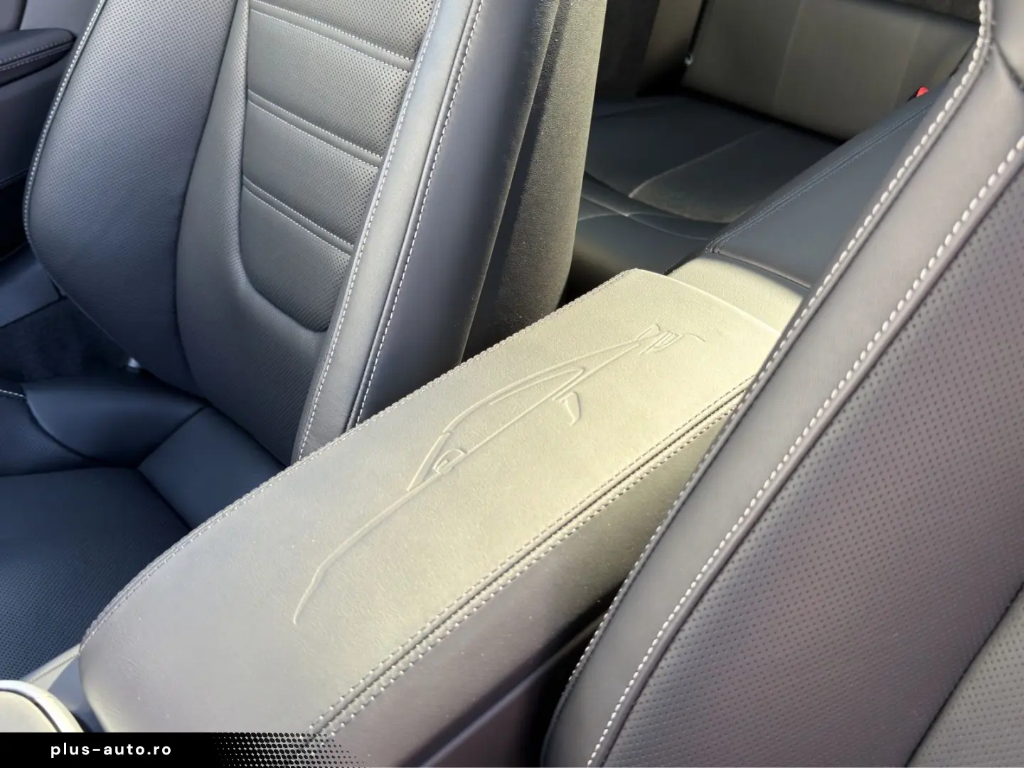 PORSCHE 911 Turbo S AERO-P. PPF Burmester Lift