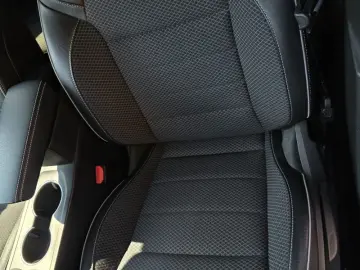 RENAULT ARKANA 1.6 E-Tech 145CP Intens