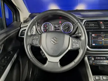 SUZUKI SX4 LUXUS 4X4 1.4TI 129CP 2020