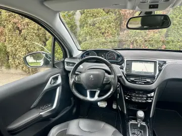 Peugeot 2008 2018 111.000km Crossway Rate Garantie