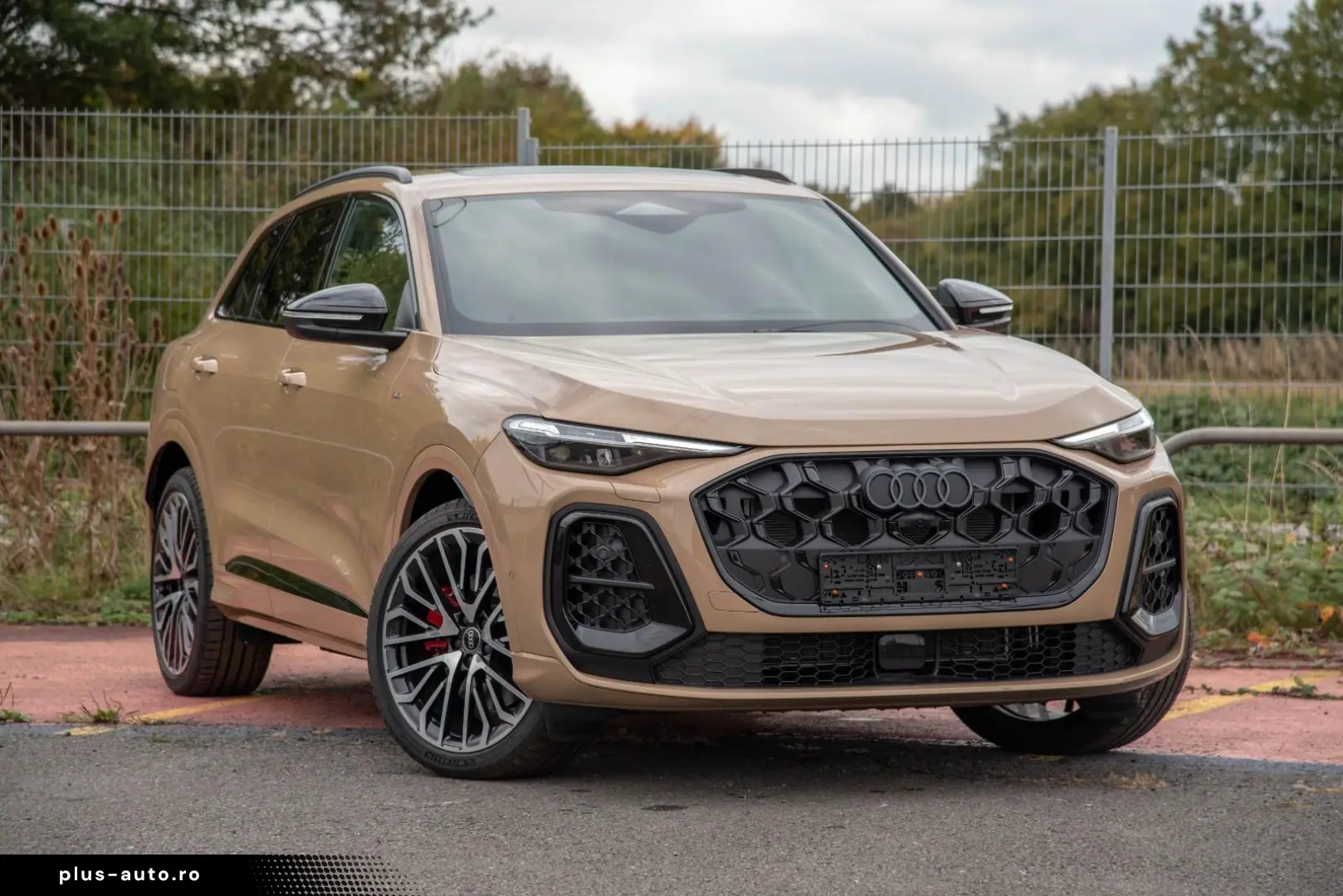 Audi Q5 TDI  FULL S-LINE MATRIX TECH  Suspensie pneumatica