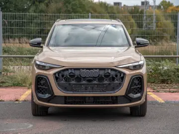 Audi Q5 TDI  FULL S-LINE MATRIX TECH  Suspensie pneumatica