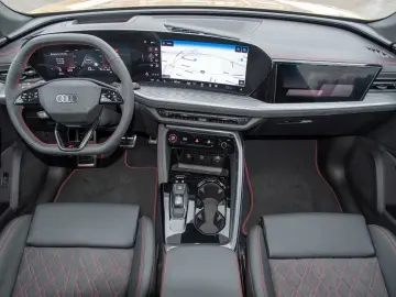 Audi Q5 TDI  FULL S-LINE MATRIX TECH  Suspensie pneumatica