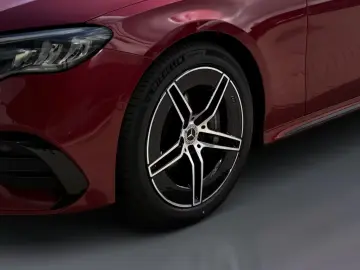 Mercedes-Benz E 200 4M AMG Night Navi Distr Ambient Pano