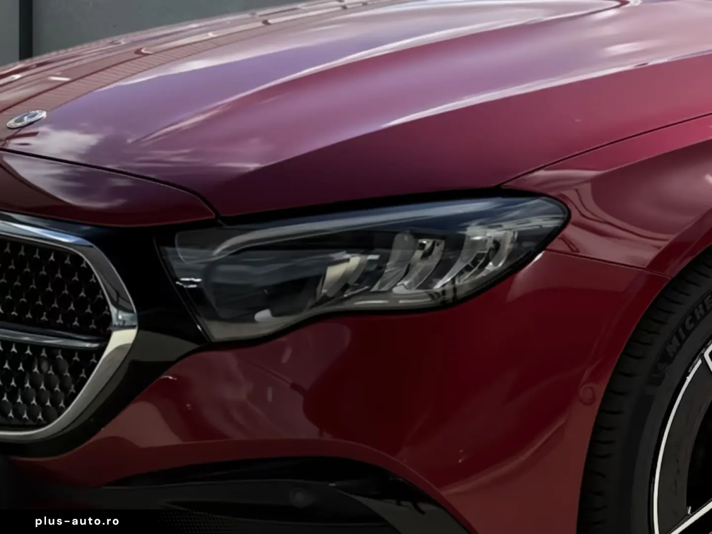 Mercedes-Benz E 200 4M AMG Night Navi Distr Ambient Pano