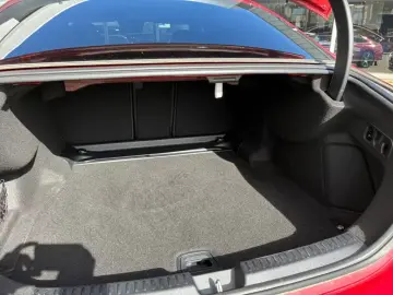 Mercedes-Benz E 200 4M AMG Night Navi Distr Ambient Pano